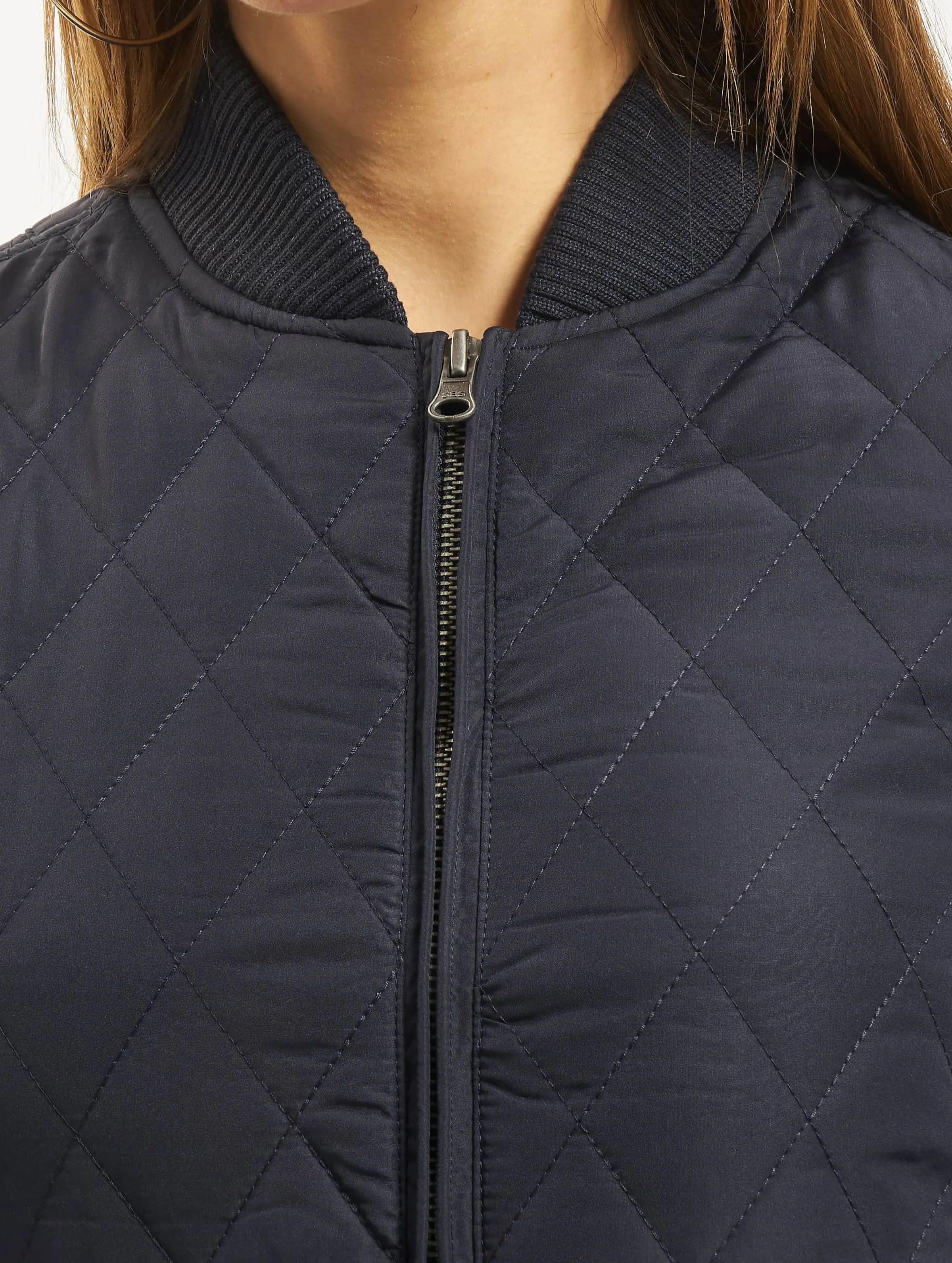 Urban Classics Diamond Quilt Nylon