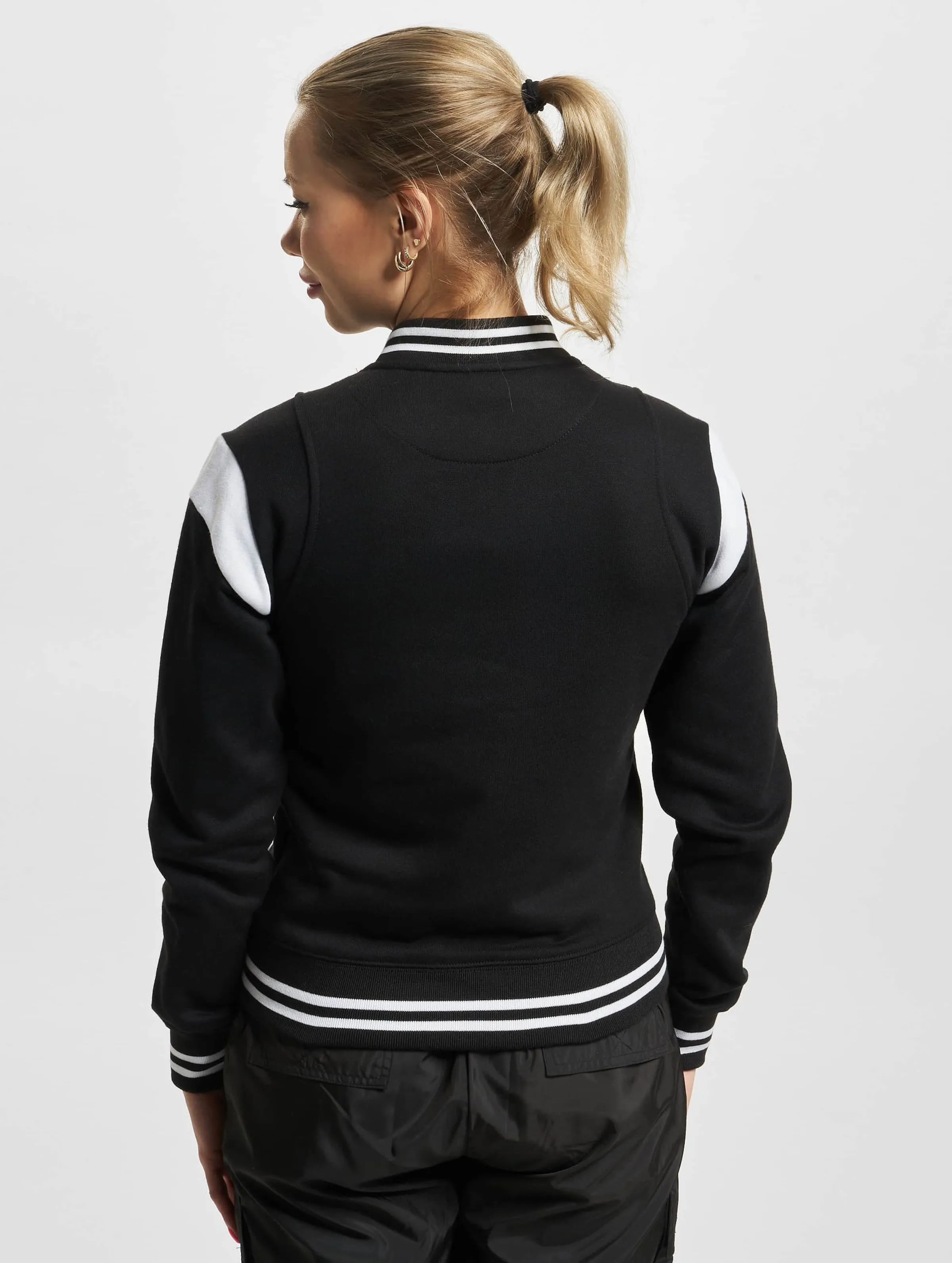 Urban Classics Inset