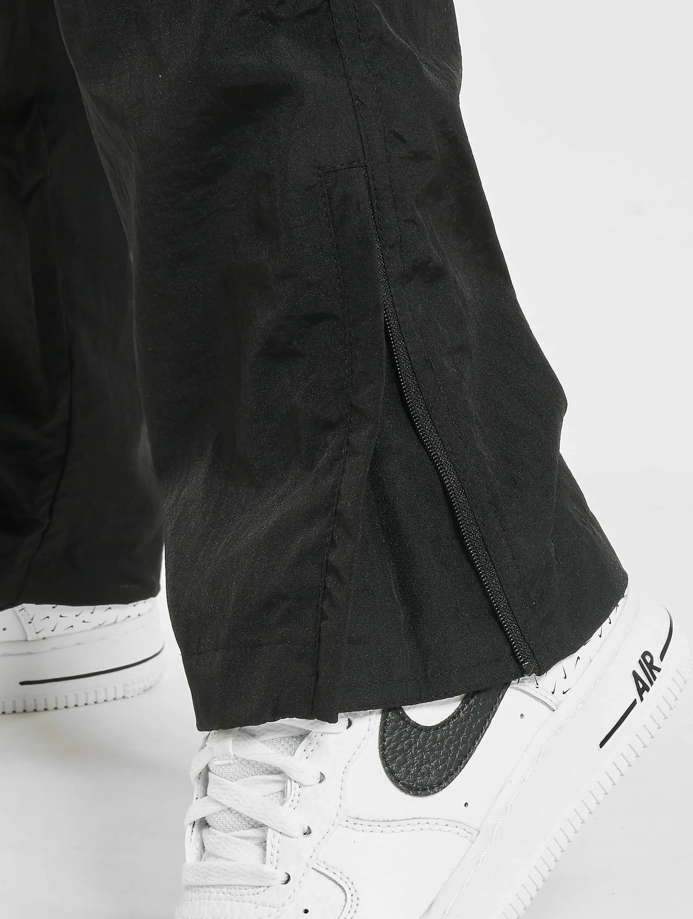 Urban Classics Shiny Crinkle Nylon Zip