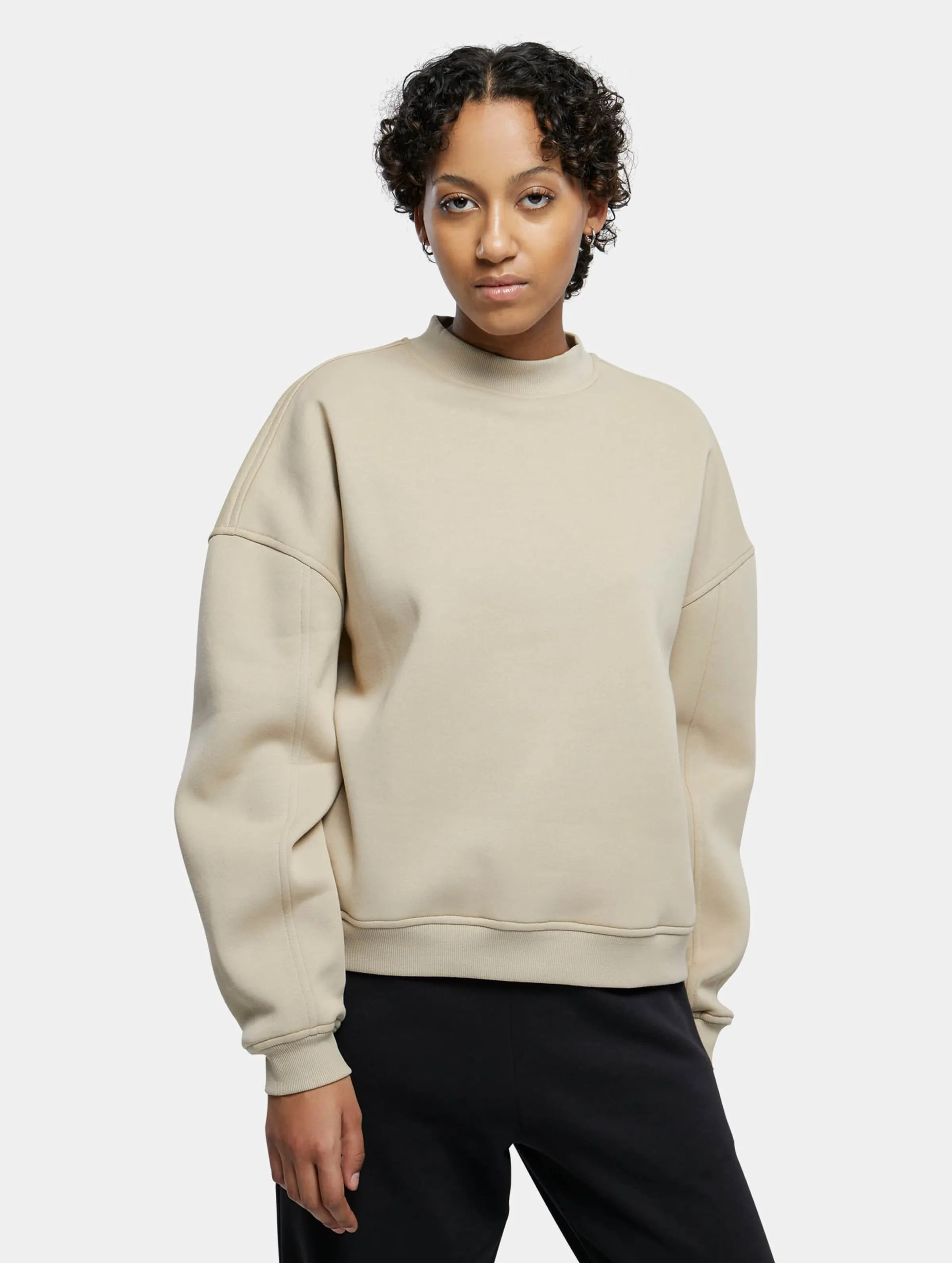 URBAN CLASSICS URBAN CLASSICS OVERSIZED ORGANIC CREWNECK TSHIRT