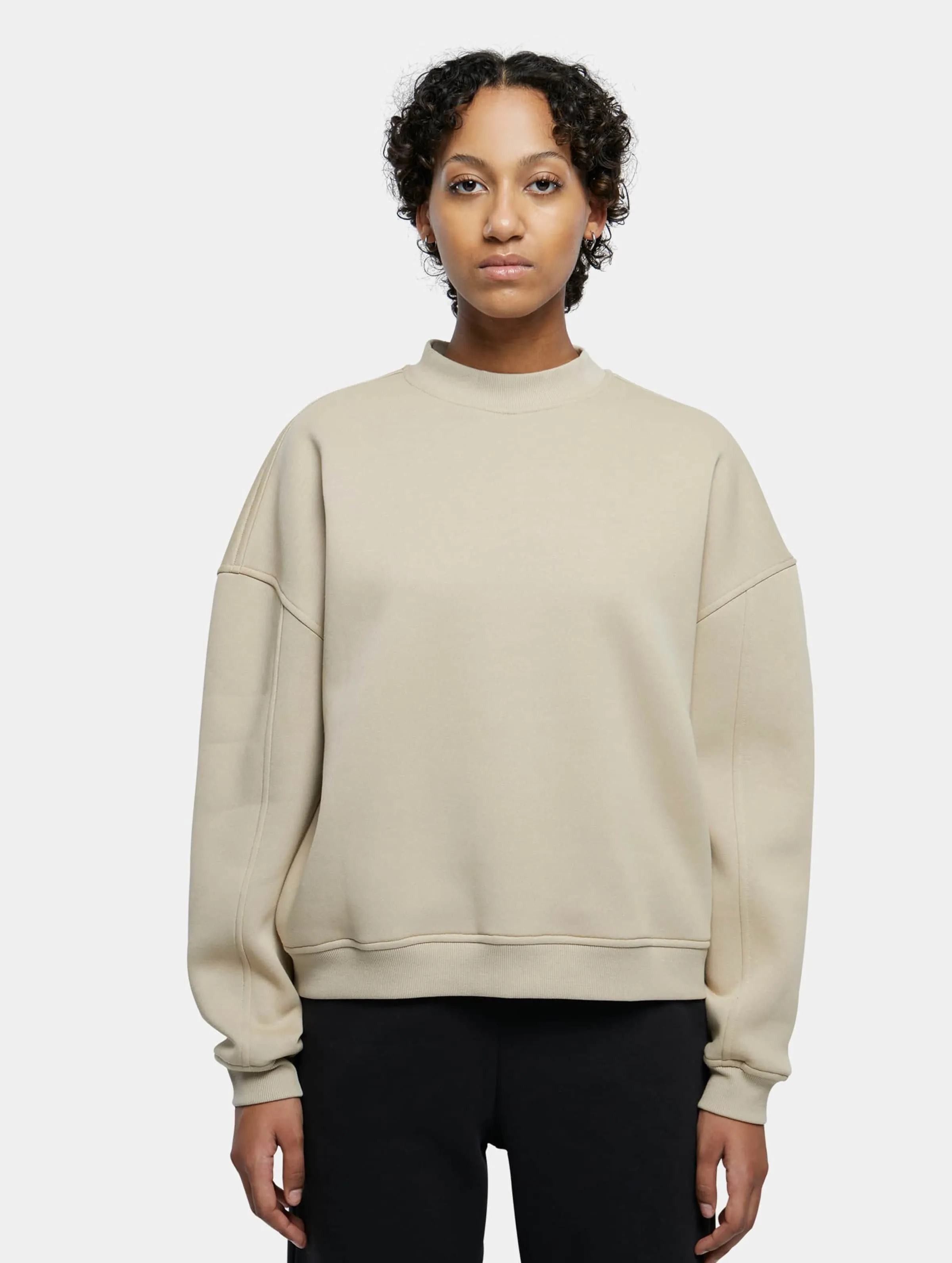 URBAN CLASSICS URBAN CLASSICS OVERSIZED ORGANIC CREWNECK TSHIRT