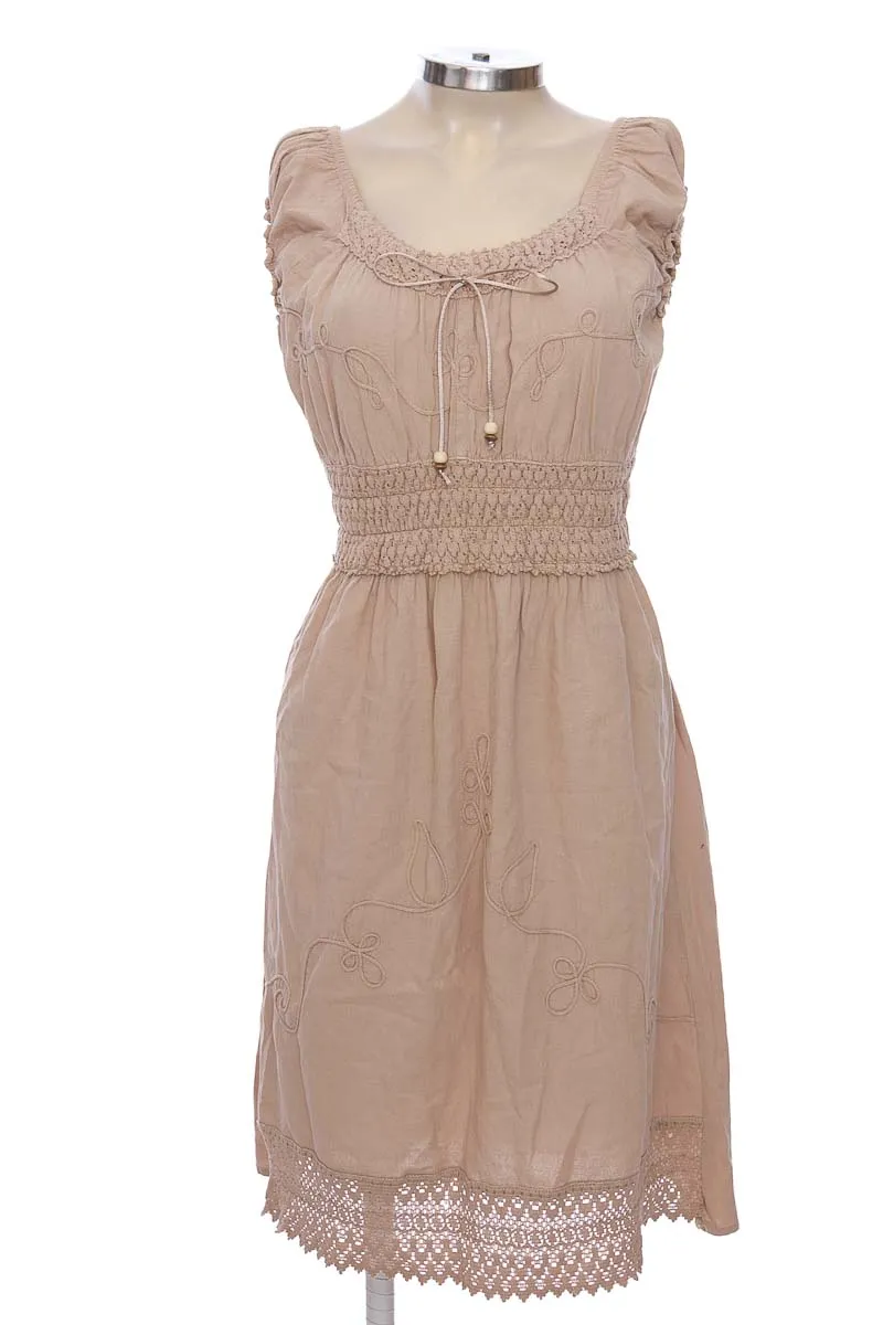 VESTIDO / ENTERIZO COLOR BEIGE  CLOSEANDO