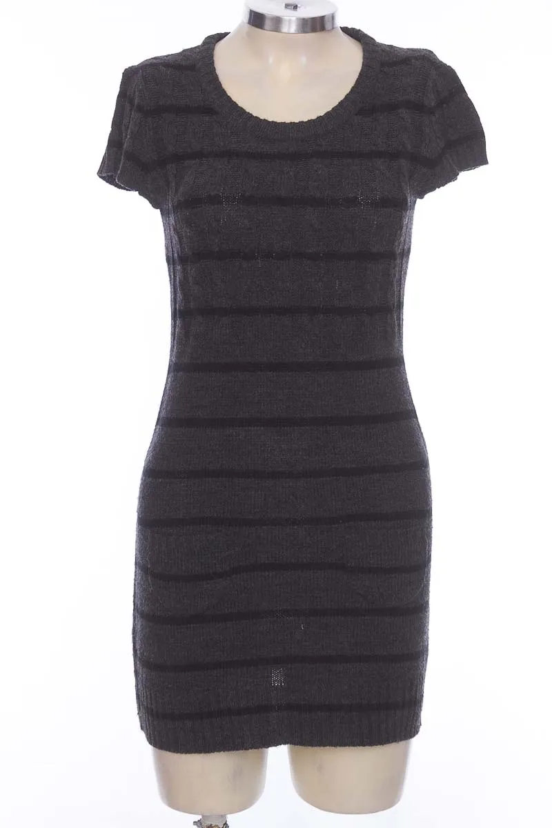 VESTIDO / ENTERIZO COLOR NEGRO  PAPAYA