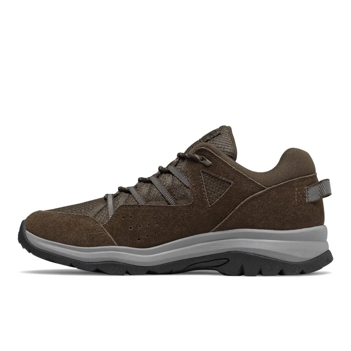 Zapatillas Outdoor Hombre New Balance 669 v2 Café