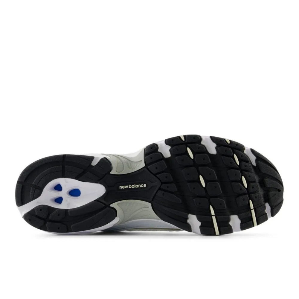 Zapatillas Urbanas New Balance Para Mujer Mr530Rd Blanco