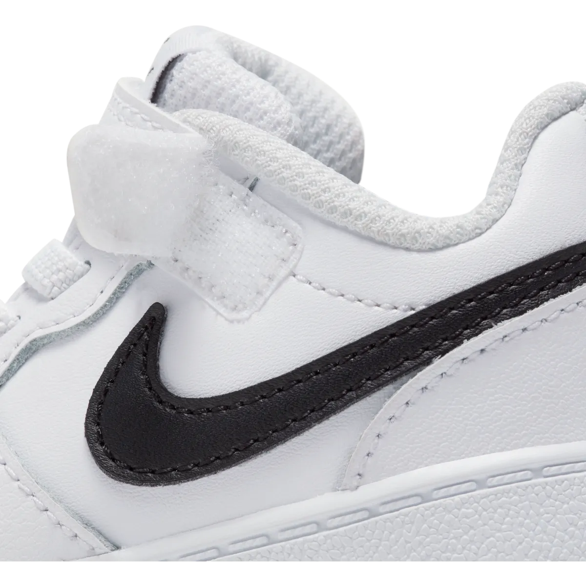 Zapatillas Urbanas Niño Nike Court Borough Low 2 Blanca