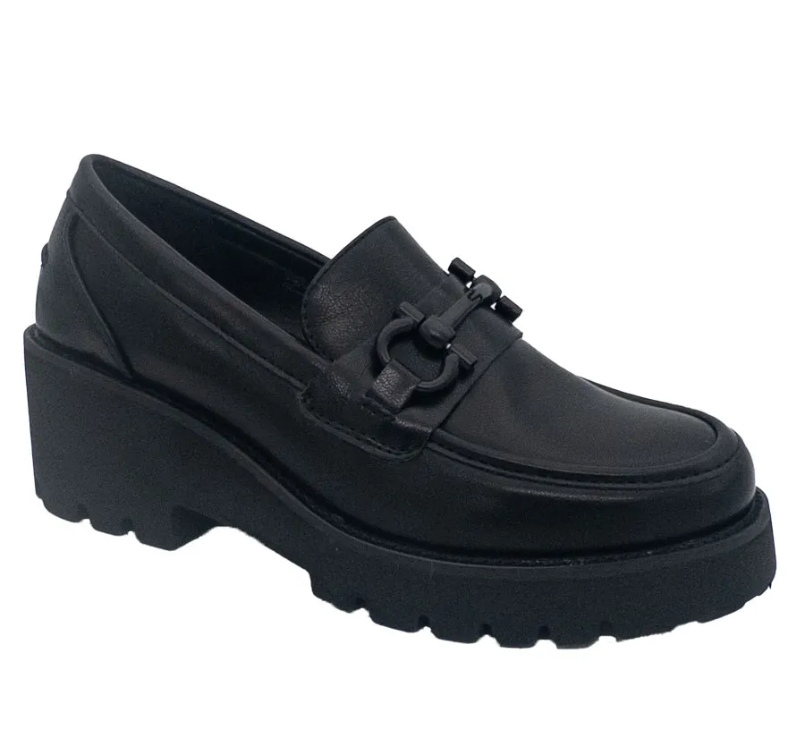 ZAPATO AMARPIES AZS27220 PARA MUJER MOCASÍN PLATAFORMA NEGRO ADORNO METÁLICO NEGRO PLANTILLA ACOLCHADA 28724