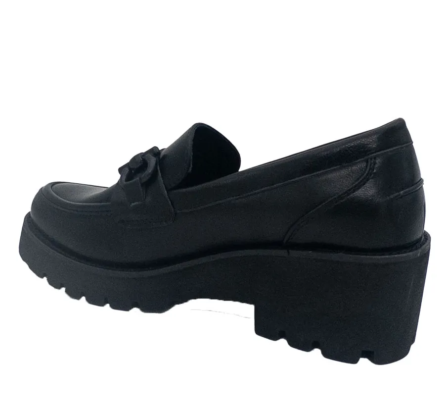 ZAPATO AMARPIES AZS27220 PARA MUJER MOCASÍN PLATAFORMA NEGRO ADORNO METÁLICO NEGRO PLANTILLA ACOLCHADA 28724