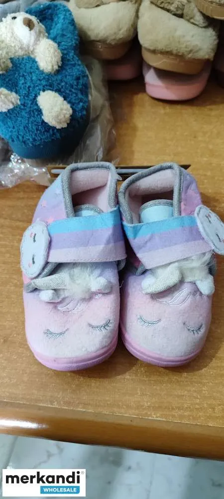 zapatos de niños a 2,50